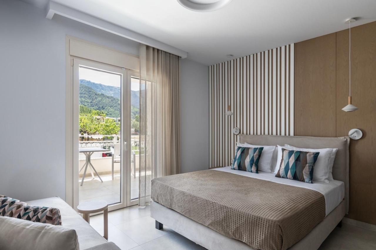 Sole Mare Hotel Chrysi Ammoudia Bagian luar foto